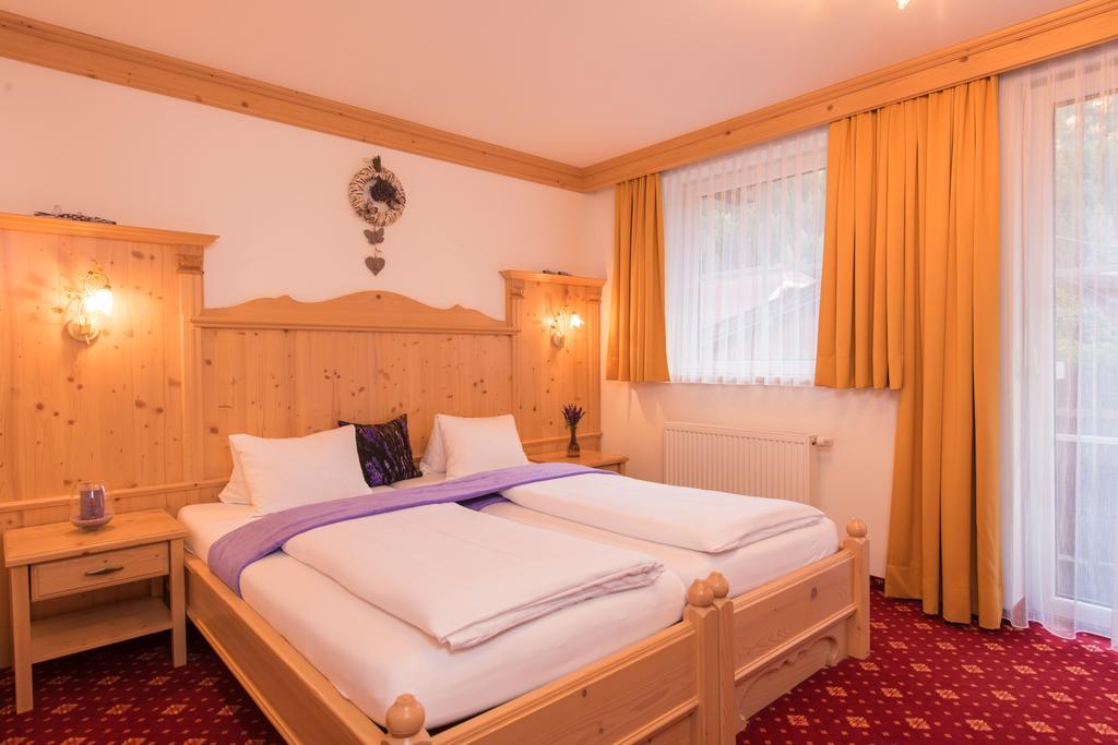 Hotel Moelltalerhof Rangersdorf Екстериор снимка